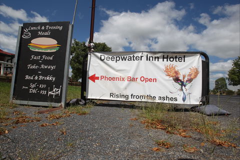 Deepwater Inn - Holiday Adelaide 1