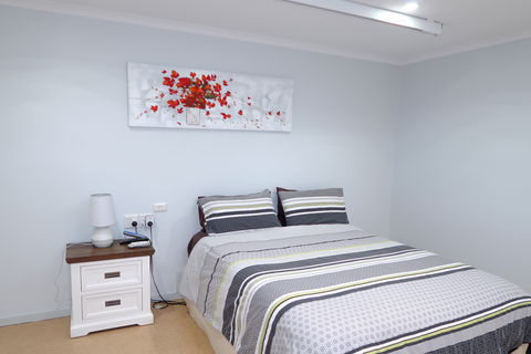 Glenn Moore Accessible Accommodation  Units - Holiday Adelaide 1