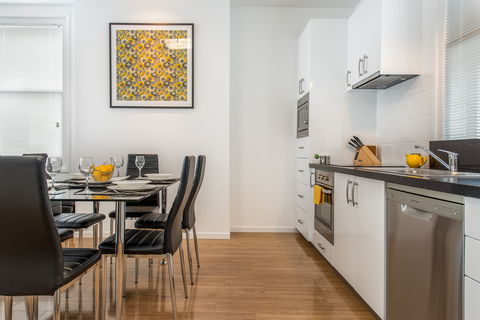Hobart Cityscape Apartment 1 Wellington - Holiday Adelaide 2