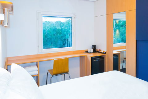 Ibis Budget Gosford - Holiday Adelaide 1