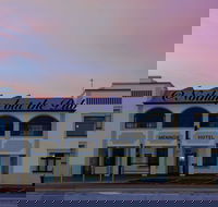 Meningie Hotel - Holiday Adelaide