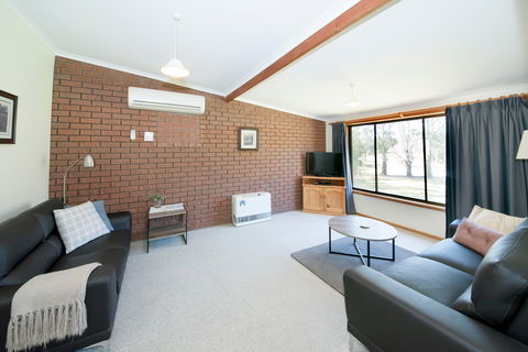 Murray Bank Holiday Units - Holiday Adelaide 1