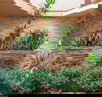 Quality Suites Camperdown - Holiday Adelaide