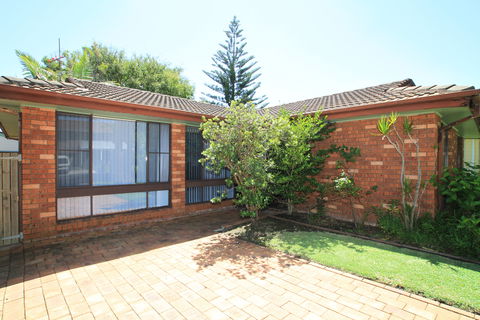 Surfway Holiday Retreat - Holiday Adelaide 0