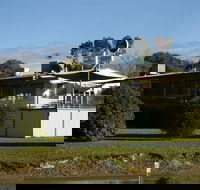 Talbingo Country Club - Holiday Adelaide