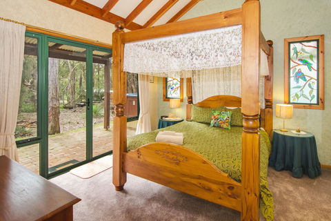 Yelverton Brook Eco Spa Retreat And Conservation Sanctuary - Holiday Adelaide 2