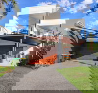 Bali St Beach House - Holiday Adelaide