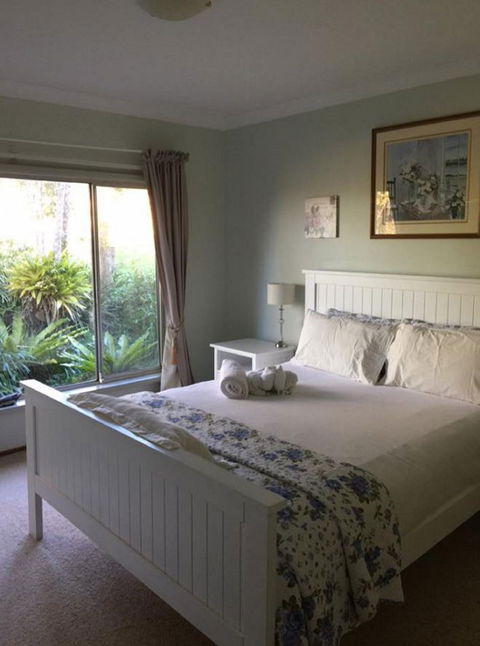 Cascade Cottages - Holiday Adelaide 0