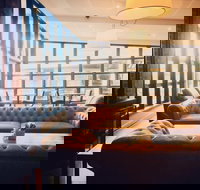 Club House Hotel - Holiday Adelaide