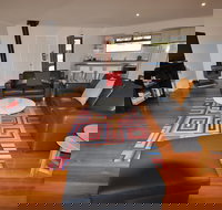 Curringa Farm Accommodation - Holiday Adelaide