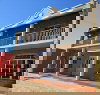 Downtown Apartment on Chandos - Holiday Adelaide