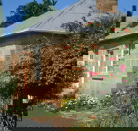 Hamilton's Cottage Collection and Country Gardens - Emmas Cottage - Holiday Adelaide