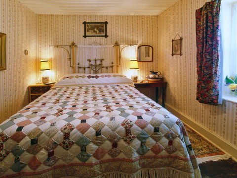 Hamilton's Cottage Collection And Country Gardens - Emmas Cottage - Holiday Adelaide 1