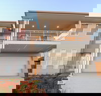 Illaroo at Catherine Hill Bay - Holiday Adelaide