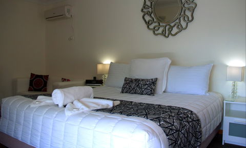 Karuah Motor Inn - Holiday Adelaide 0