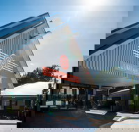 Leumeah Lodge - Holiday Adelaide