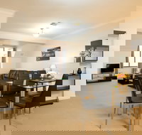 Regal Apartments - Holiday Adelaide