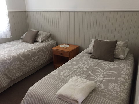 Riverland Holiday Cottage - Holiday Adelaide 2