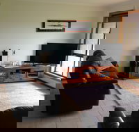 Springs Beach House - Holiday Adelaide