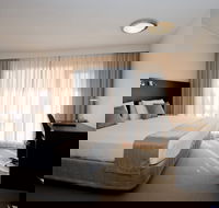 St Ives Apartments - Holiday Adelaide