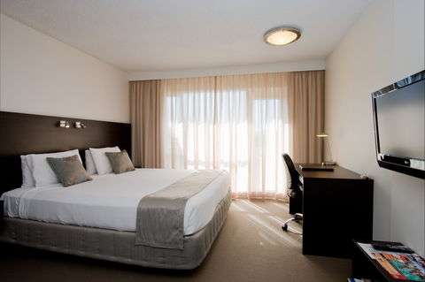 St Ives Apartments - Holiday Adelaide 0
