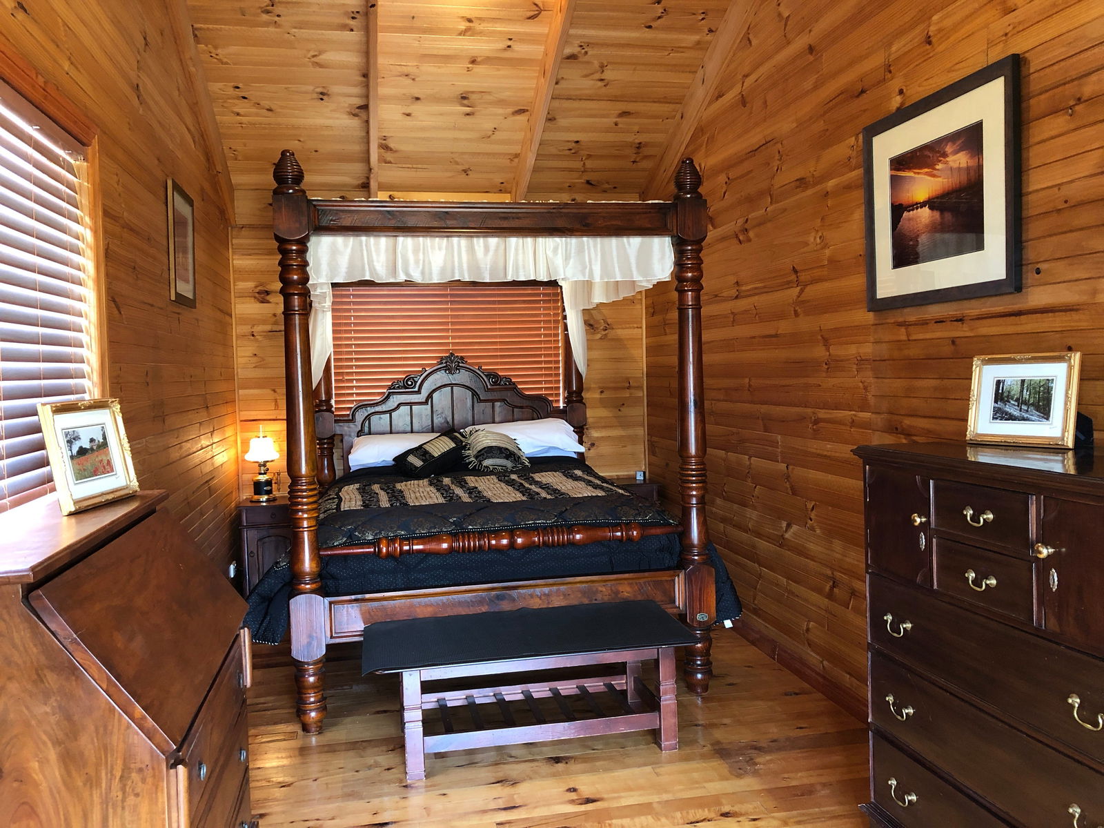 Royal George TAS Holiday Adelaide