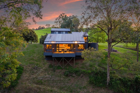 The Edge Villa - Hunter Valley Luxury Escape - Holiday Adelaide 1