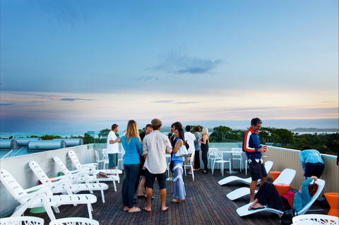 The Island Accommodation - Phillip Island YHA - Holiday Adelaide 1