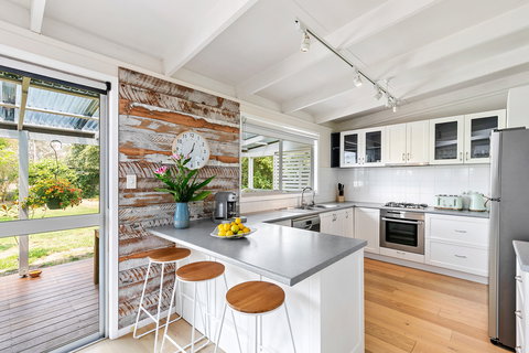 The Beach House Anglesea - Holiday Adelaide 2