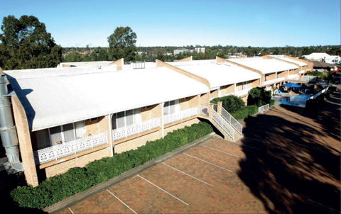 The Hermitage Campbelltown - Holiday Adelaide 2