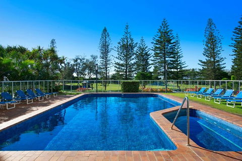 ULTIQA Beach Haven On Broadbeach - Holiday Adelaide 2