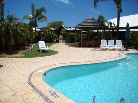 Dunsborough Inn Backpackers - Holiday Adelaide 0