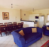 A Beachfront Villa Rockingham - Holiday Adelaide