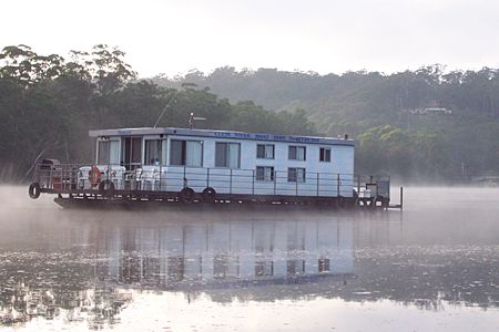 Clyde River Houseboats - Holiday Adelaide 1