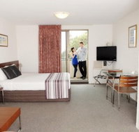 Atrium Resort Mandurah - Holiday Adelaide