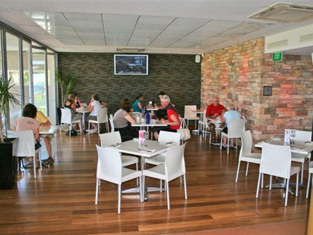 Clarion Suites Mullaloo - Holiday Adelaide 1