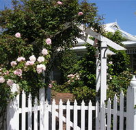 Durack House Bed  Breakfast - Holiday Adelaide