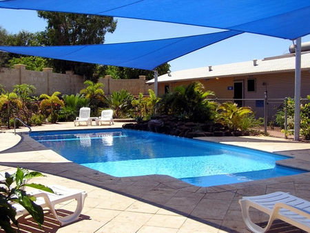 Point Samson Chalets - Holiday Adelaide 0