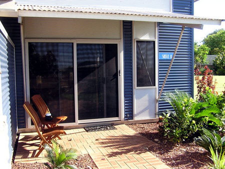 Point Samson Chalets - Holiday Adelaide 1