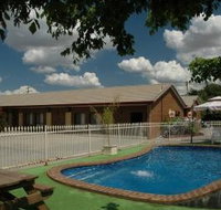 Fountain Court Motor Inn - Holiday Adelaide
