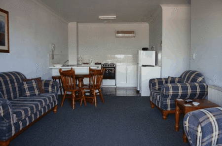 New England Motor Inn - Holiday Adelaide 3