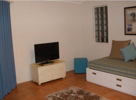 Angourie Waves - Holiday Adelaide 2