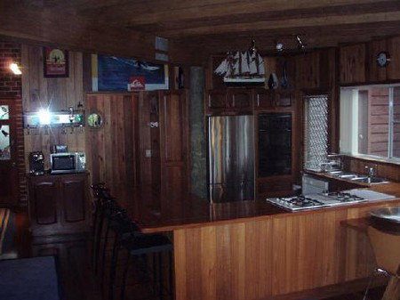 Arrawarra Lodge - Holiday Adelaide 3