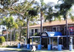 Palm Court Motel - Holiday Adelaide 2