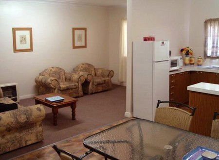 About Town Cottages - Holiday Adelaide 3