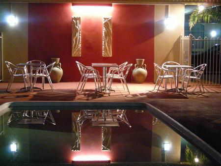 Desert Sand Motor Inn - Holiday Adelaide 1