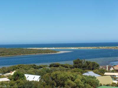 Augusta Hotel Motel - Holiday Adelaide 5