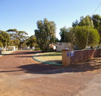 Corrigin Caravan Park - Holiday Adelaide