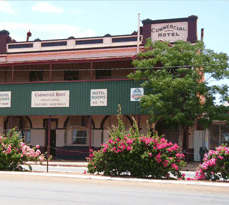 Commercial Hotel Meekatharra - Holiday Adelaide 1