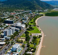 Rydges Esplanade Resort Cairns - Holiday Adelaide